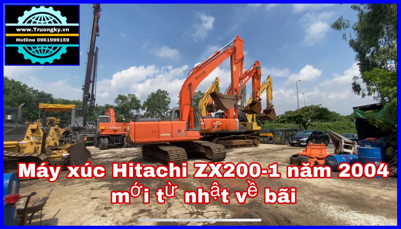 máy xúc Hitachi ZX200-1 mới về bãi